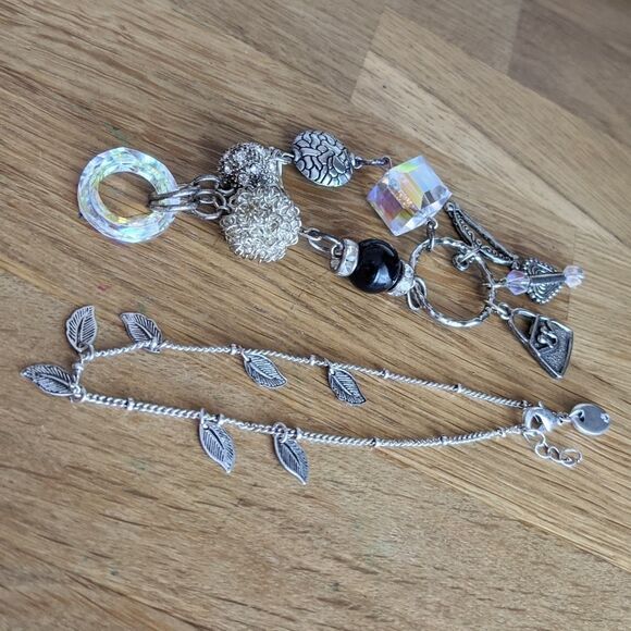 VINTAGE lot of 2 bracelets with charms leafs bag christals - Picture 1 of 9